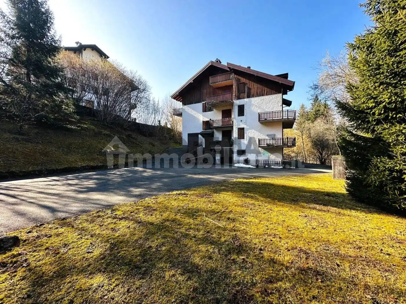 Appartamento in vendita a Castione della Presolana