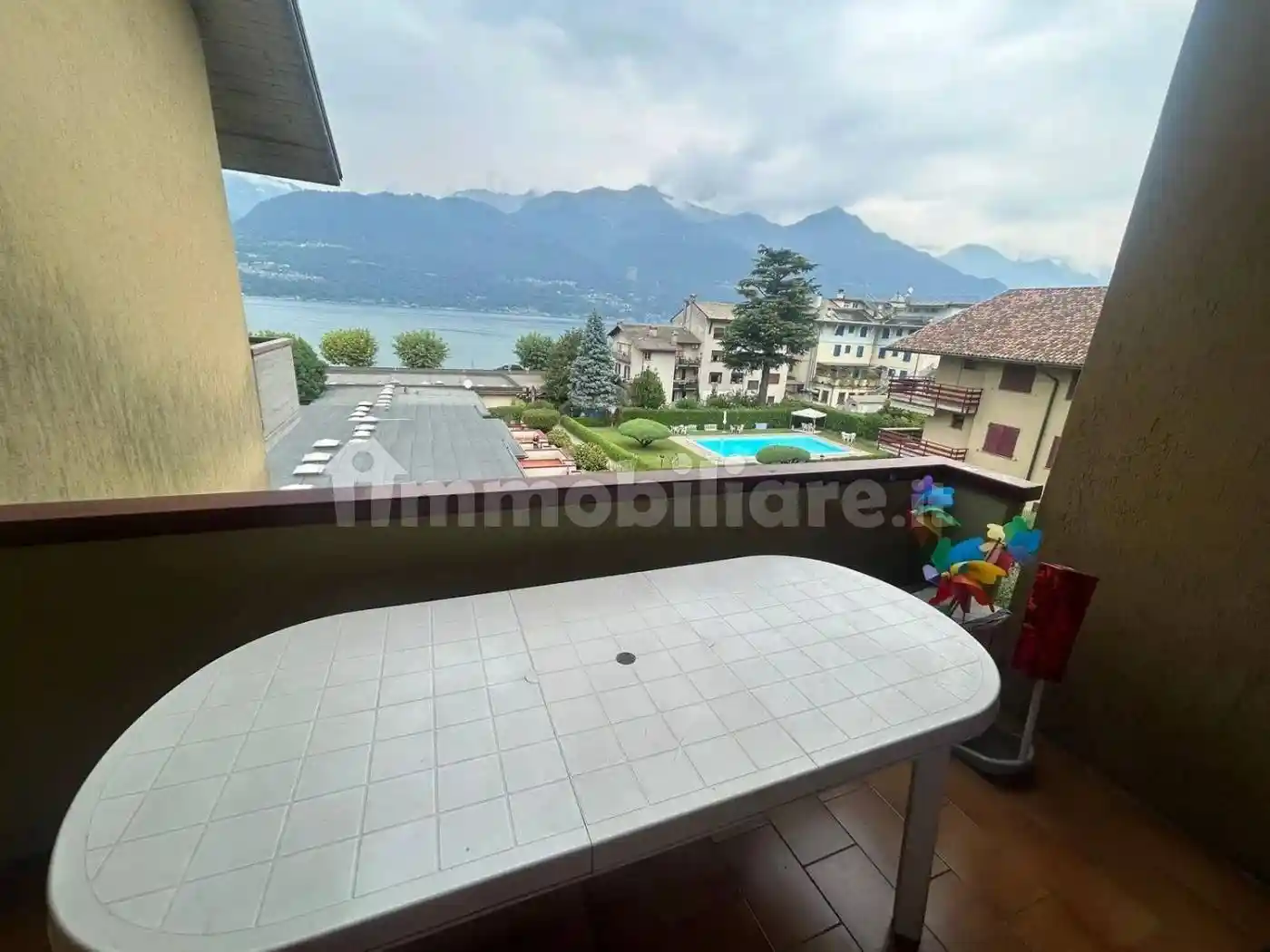 Appartamento in affitto a Colico