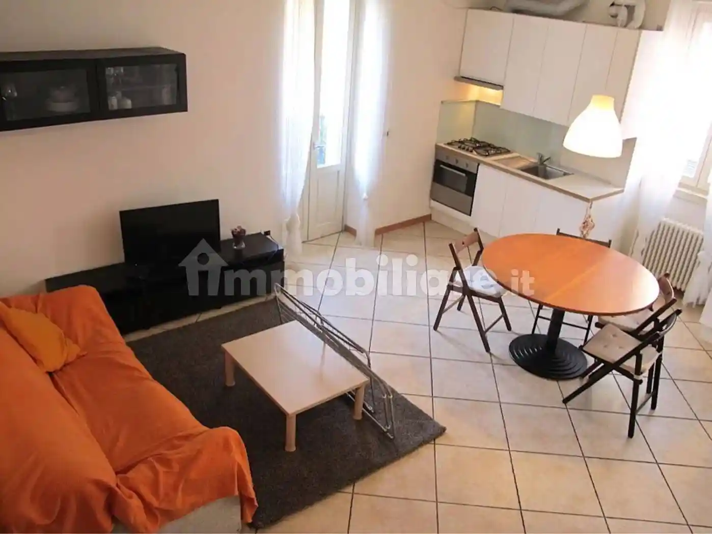 Appartamento in affitto a Colico