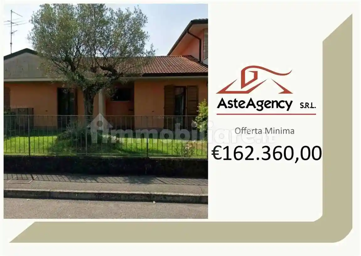 Villetta a schiera in vendita a Cavernago