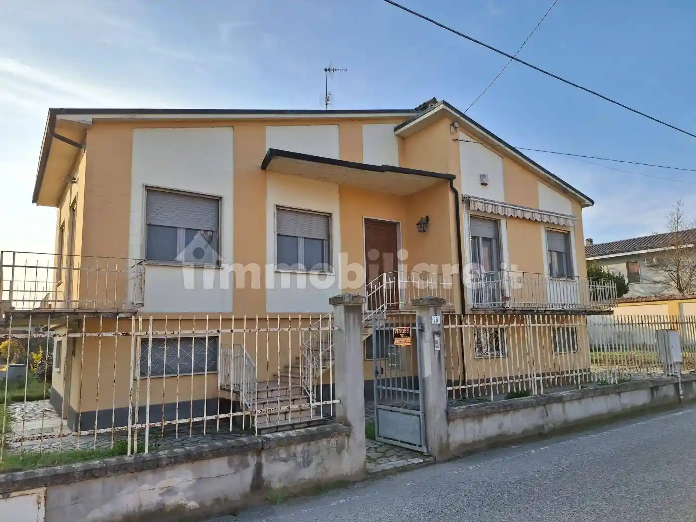 Casa indipendente in vendita a Ticineto