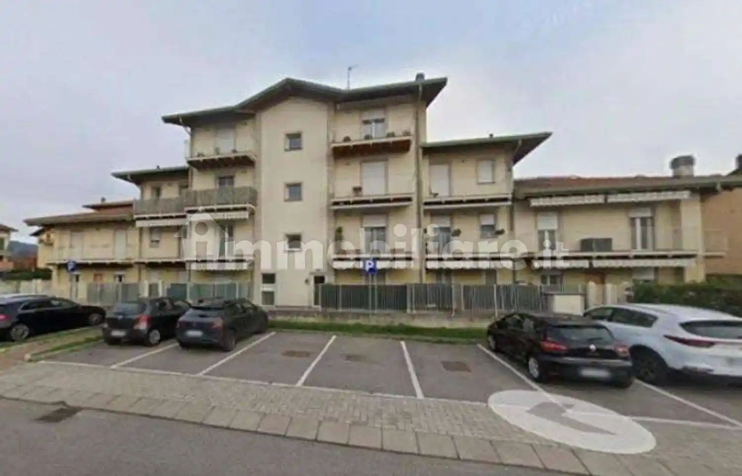 Appartamento in vendita a Brembate di Sopra