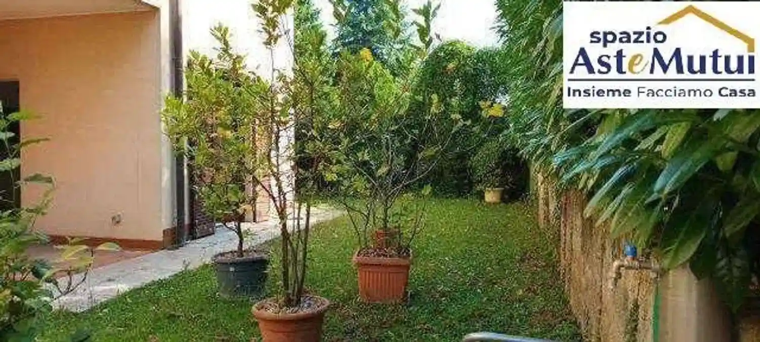 Appartamento in vendita a Bernareggio