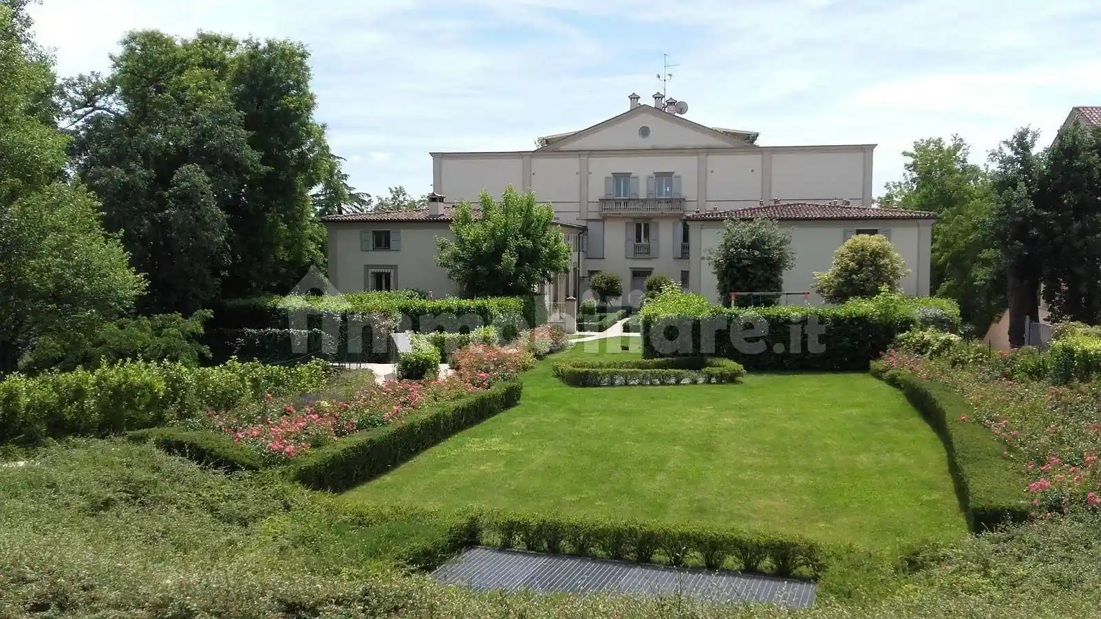 Appartamento in vendita a Bologna