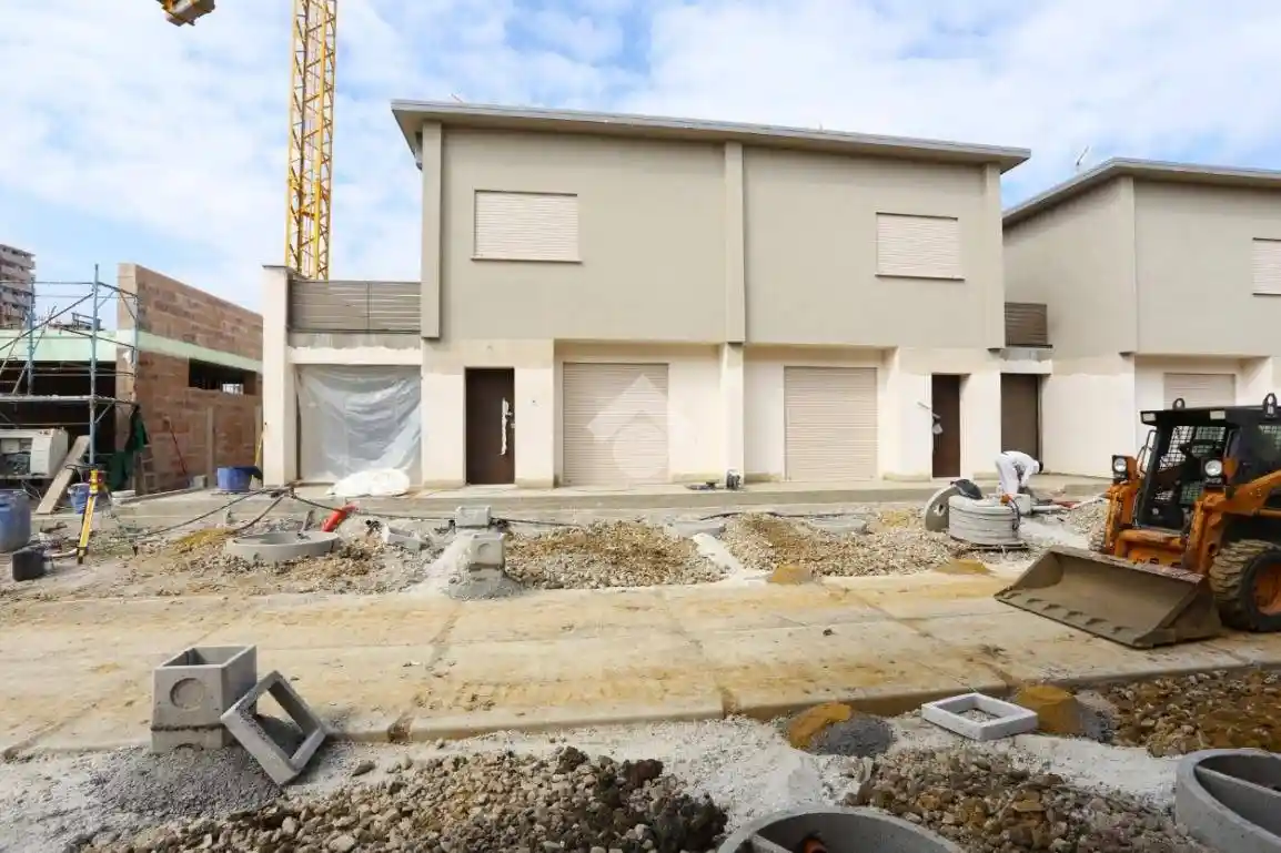 Villetta a schiera in vendita a Calderara di Reno