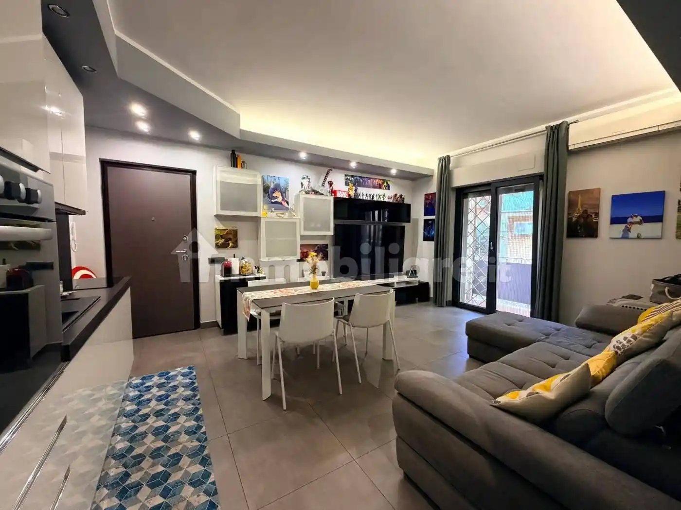 Appartamento in vendita a Roma