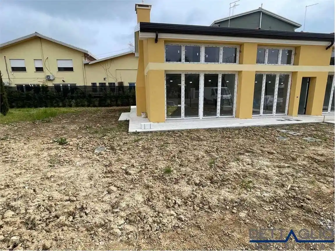 Villetta a schiera in vendita a Scorzè