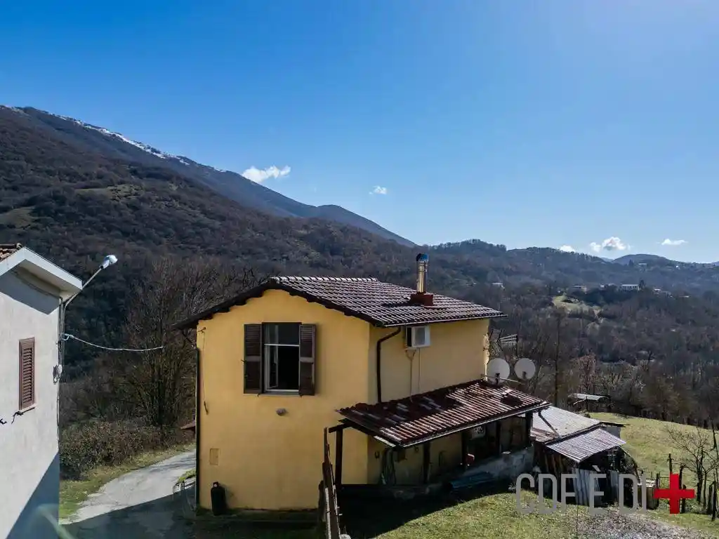 Rustico - Casale in vendita a Fiamignano