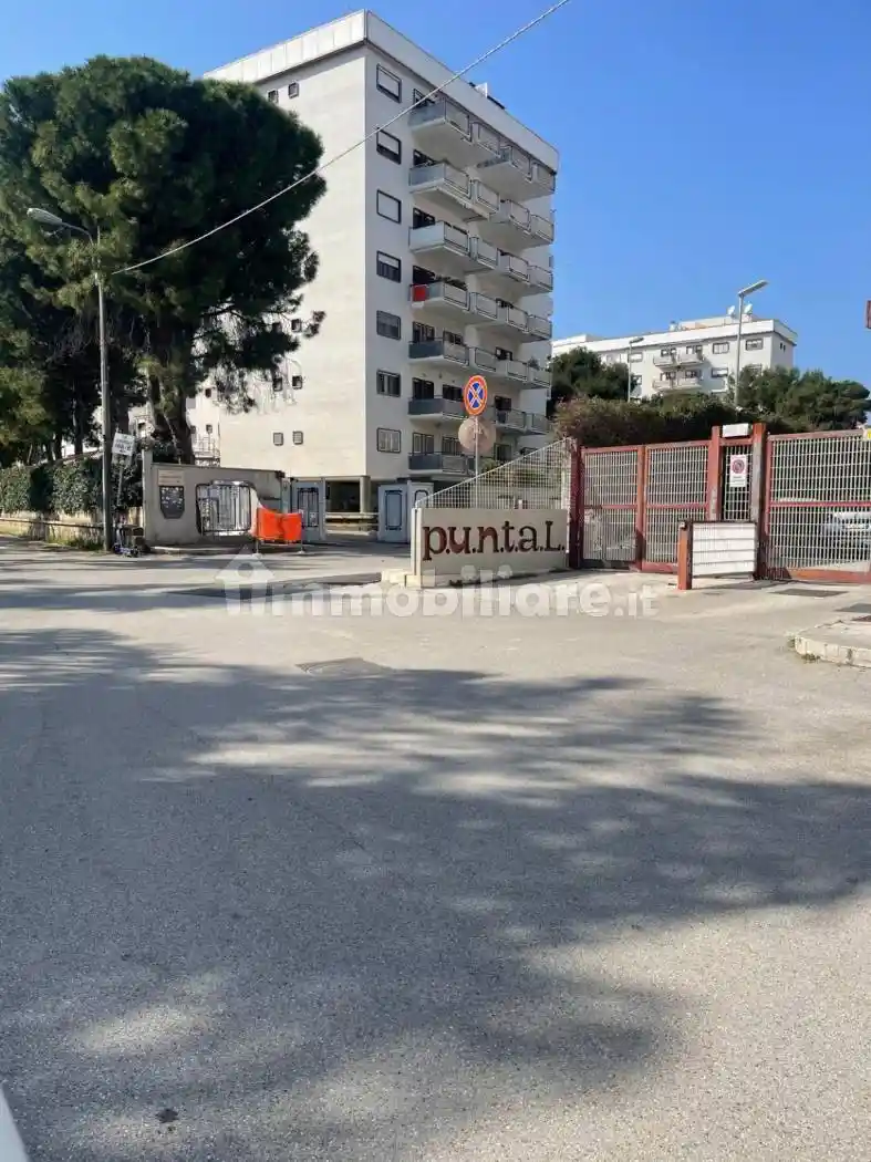 Appartamento in vendita a Bari