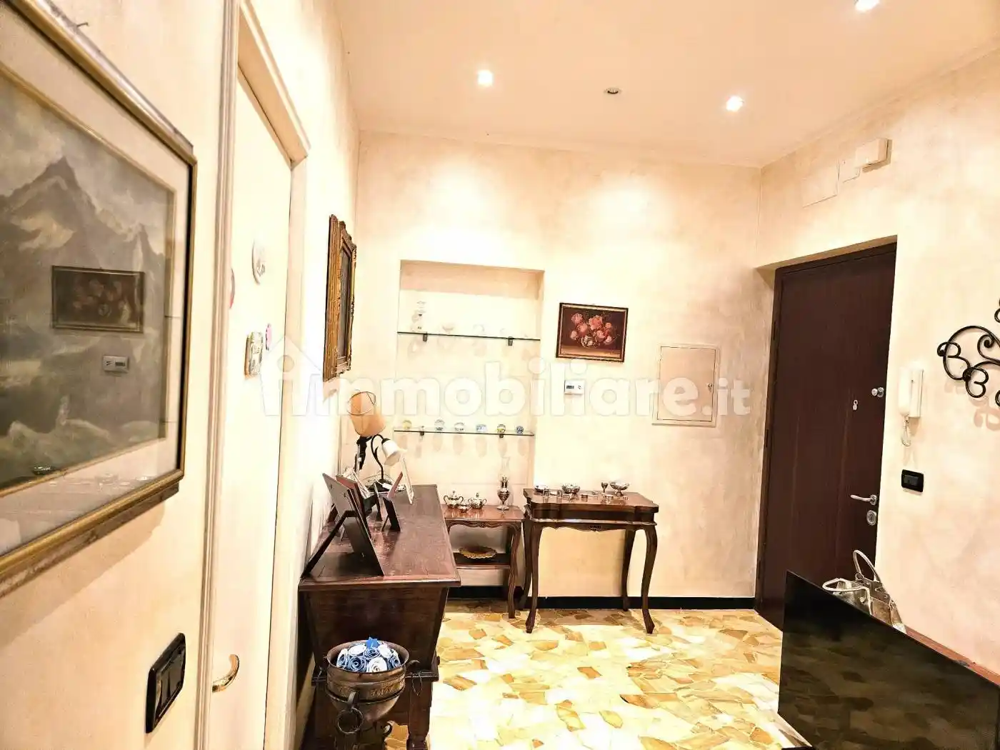 Appartamento in vendita a Genova