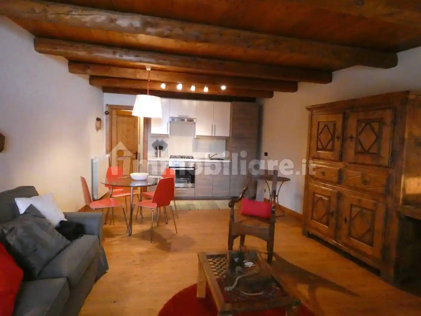 Appartamento in vendita a Sauze di Cesana
