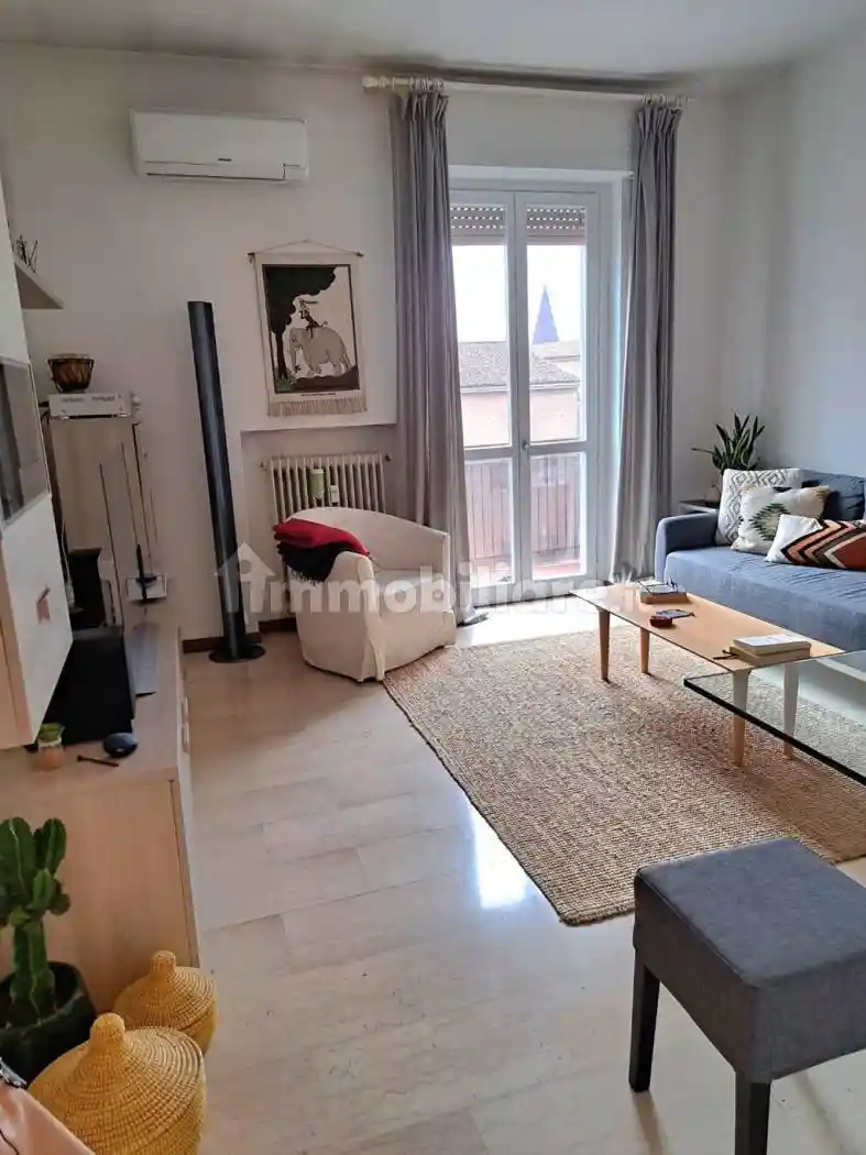 Appartamento in vendita a Piacenza