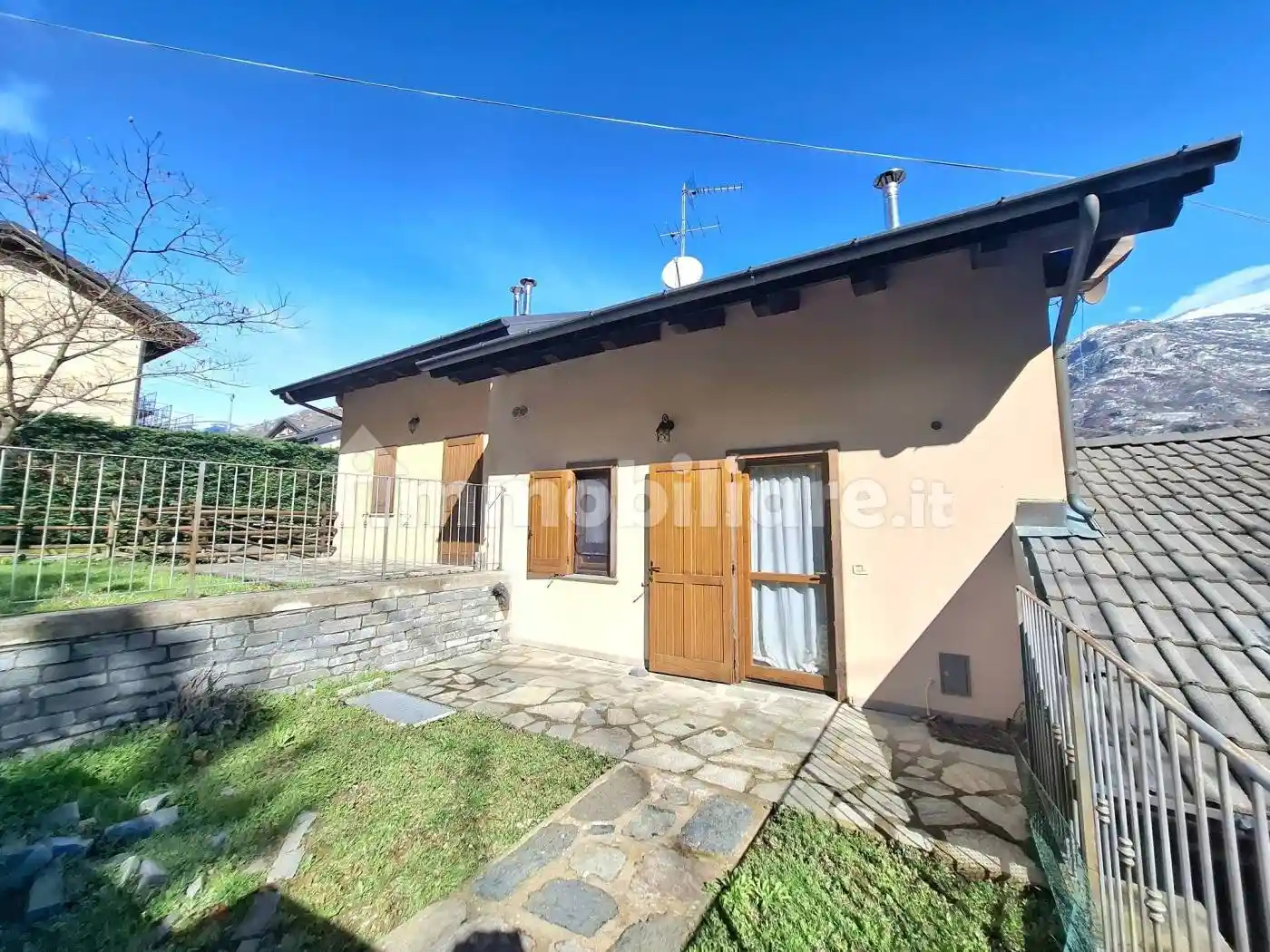 Villa in vendita a Pontey