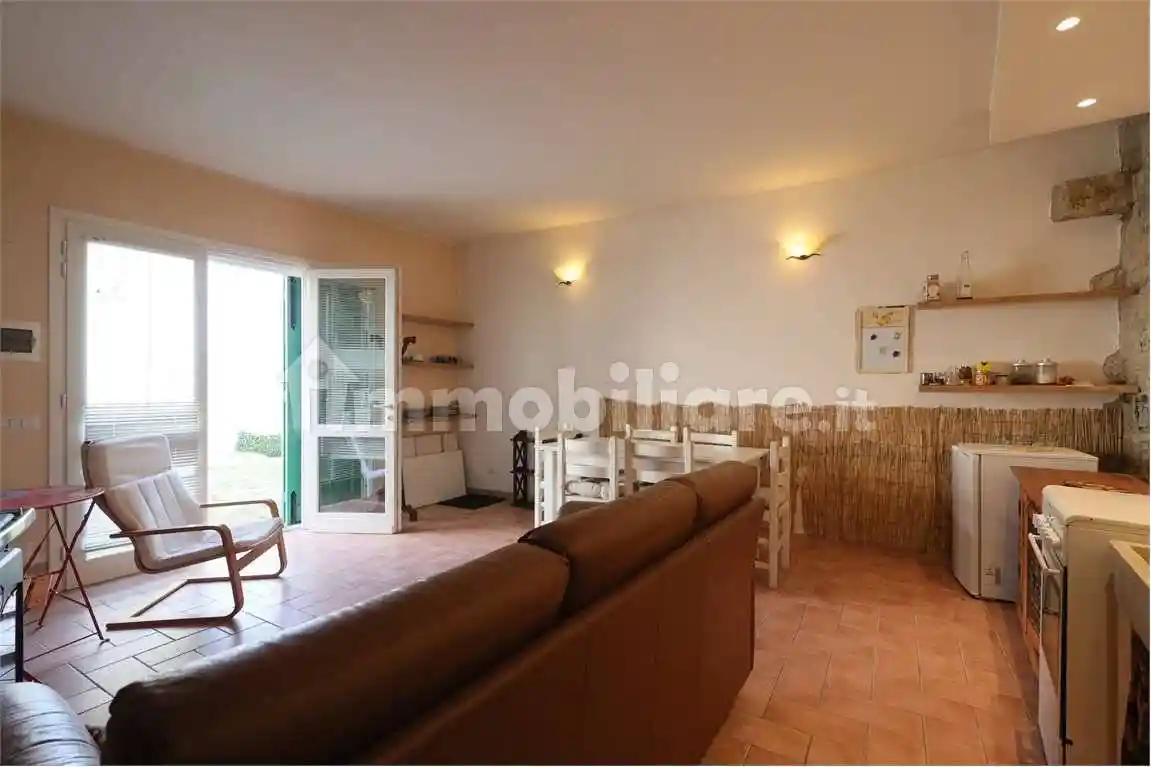 Casa indipendente in vendita a Canossa