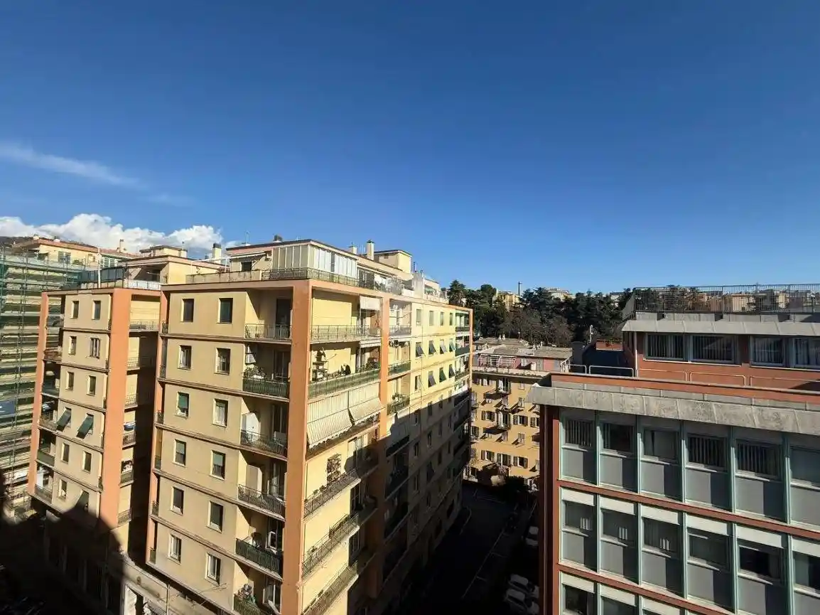 Appartamento in vendita a Genova