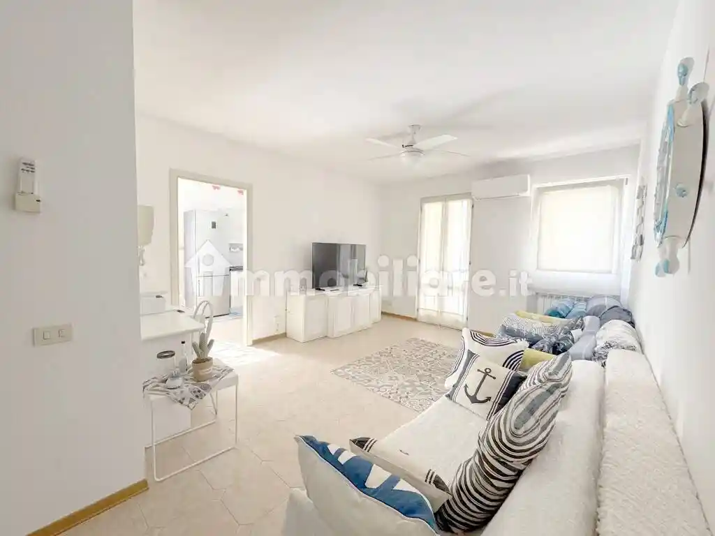 Appartamento in vendita a Viareggio