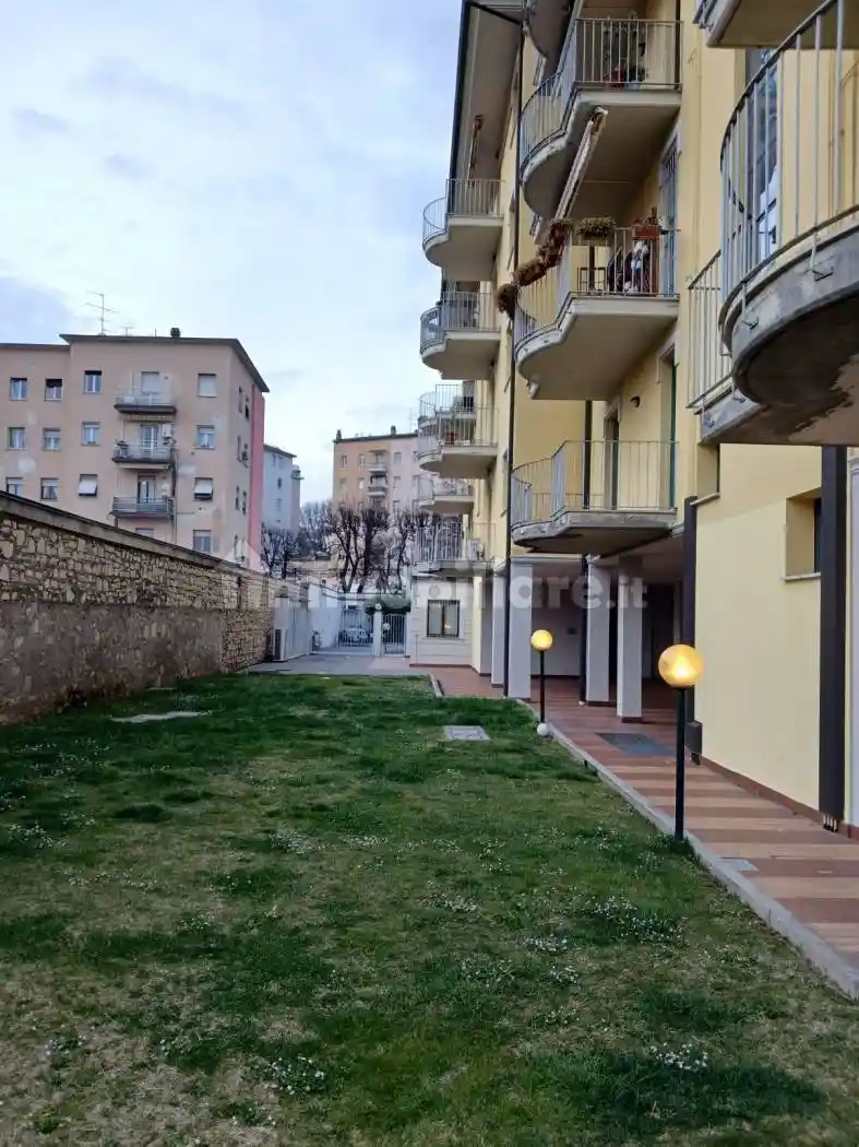 Appartamento in affitto a Brescia