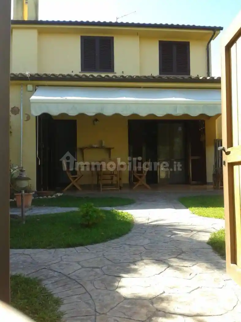 Villa in affitto a Montalto di Castro