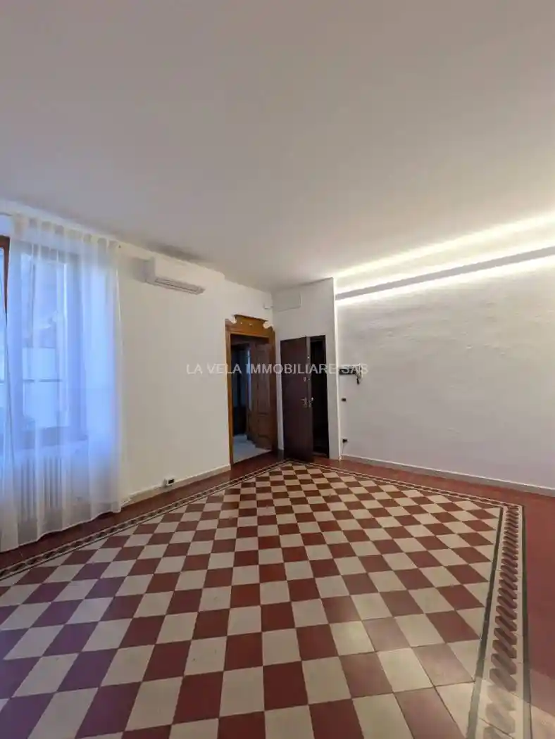 Appartamento in affitto a Desenzano del Garda