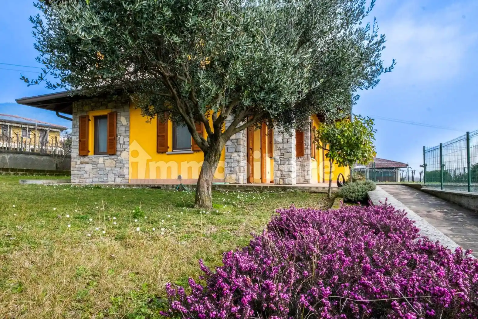 Villa in vendita a Grumello del Monte