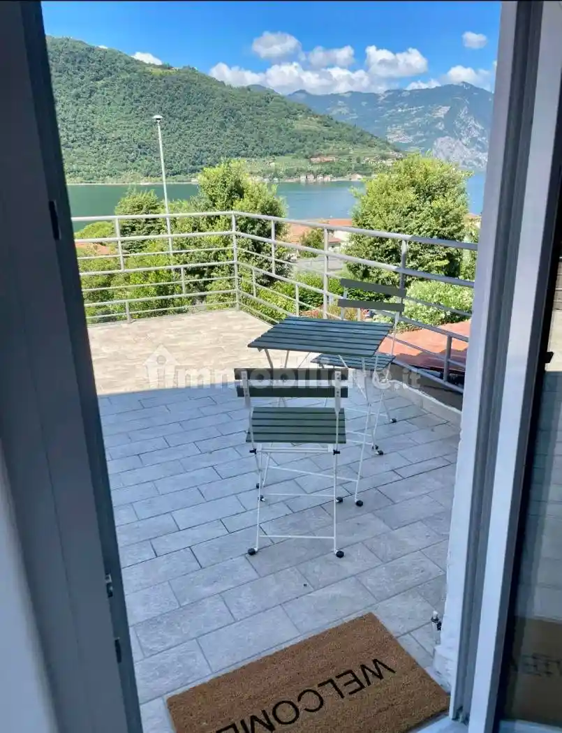 Appartamento in affitto a Sale Marasino