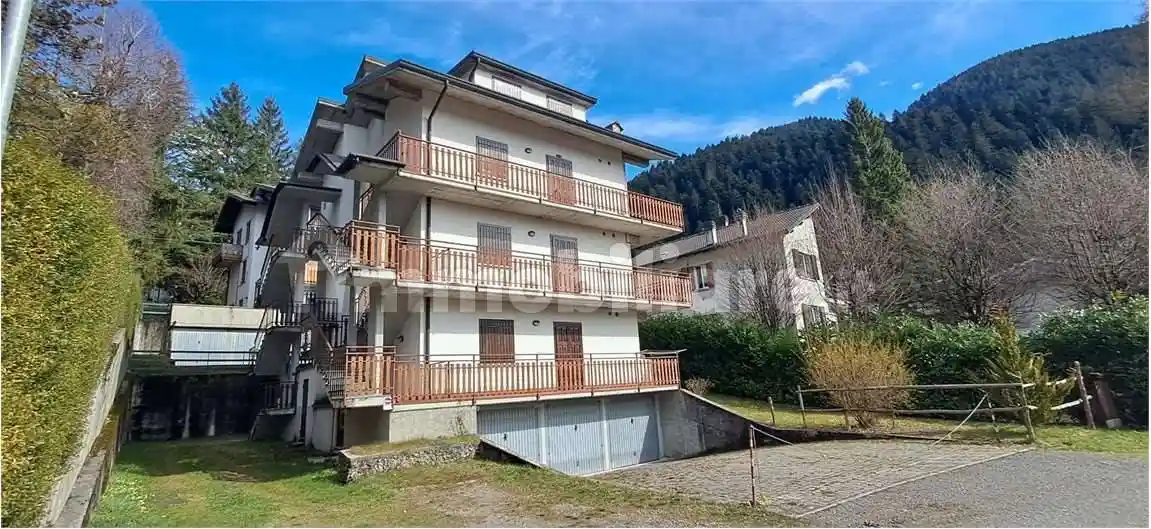 Appartamento in vendita a Piazzatorre