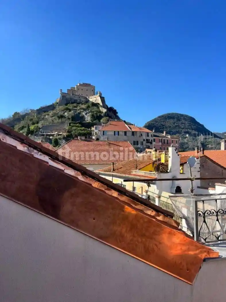 Attico - Mansarda in vendita a Finale Ligure