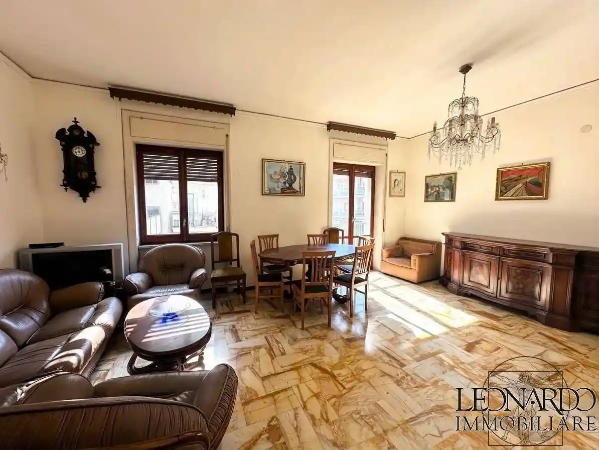 Appartamento in vendita a Napoli