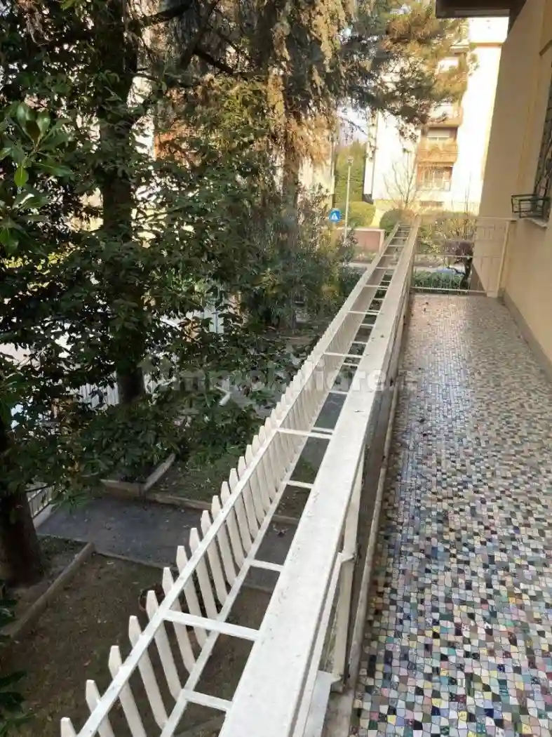 Palazzo - Edificio - foto 2