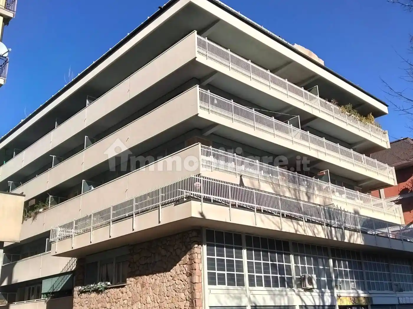 Appartamento in vendita a Varese