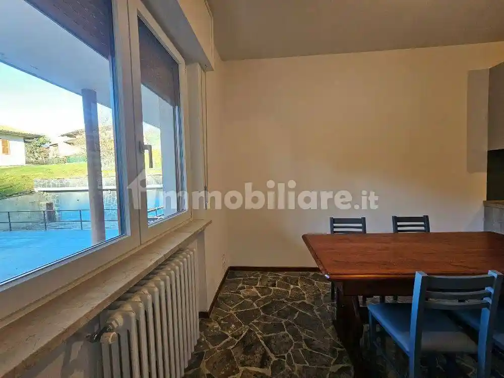Appartamento in affitto a Almenno San Salvatore