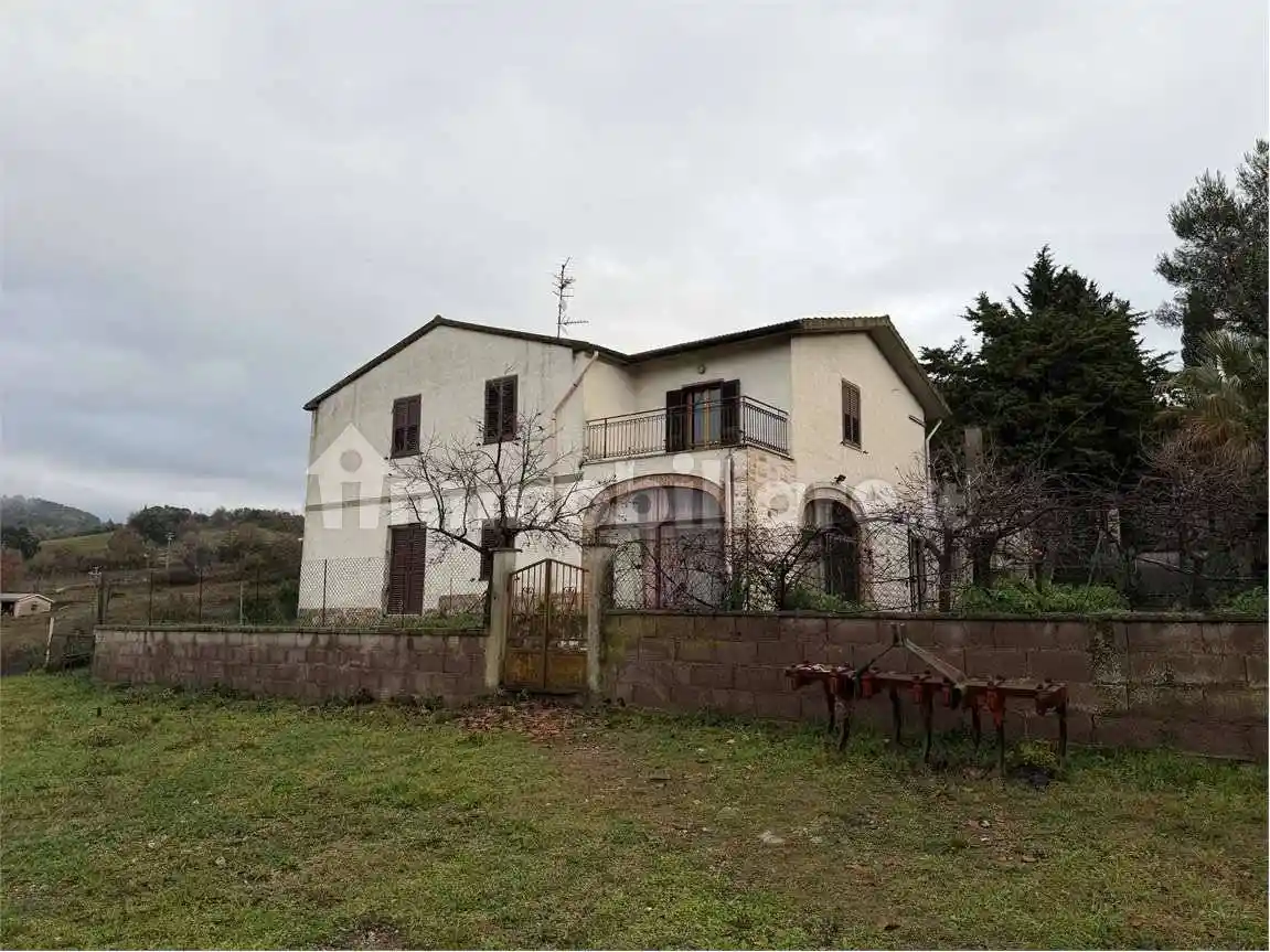 Villa in vendita a Gavorrano
