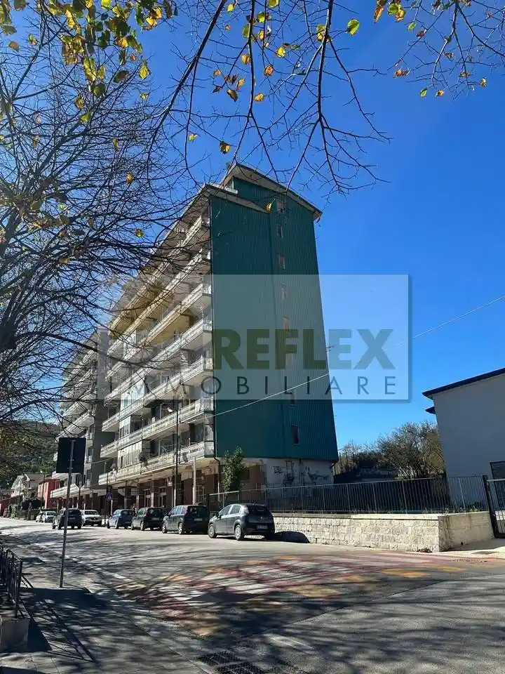 Appartamento in vendita a Contrada