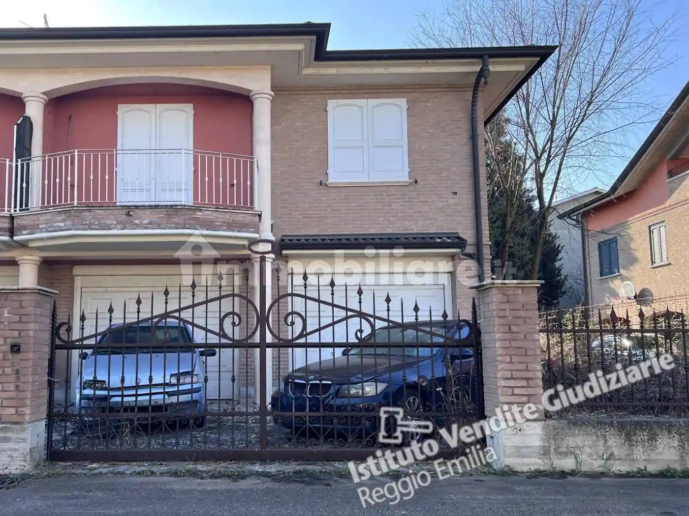 Palazzo - Stabile in vendita a Cadelbosco di Sopra