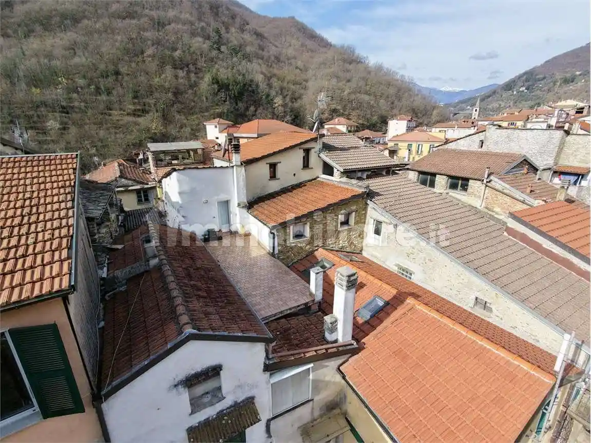 Casa indipendente in vendita a Pieve di Teco