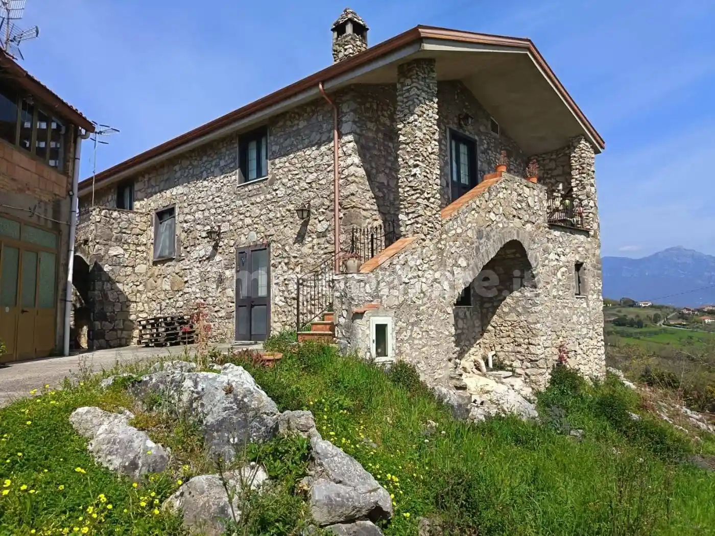 Villa in vendita a Ruviano