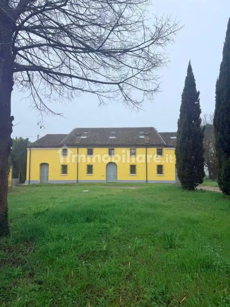 Villa in vendita a Ferrara