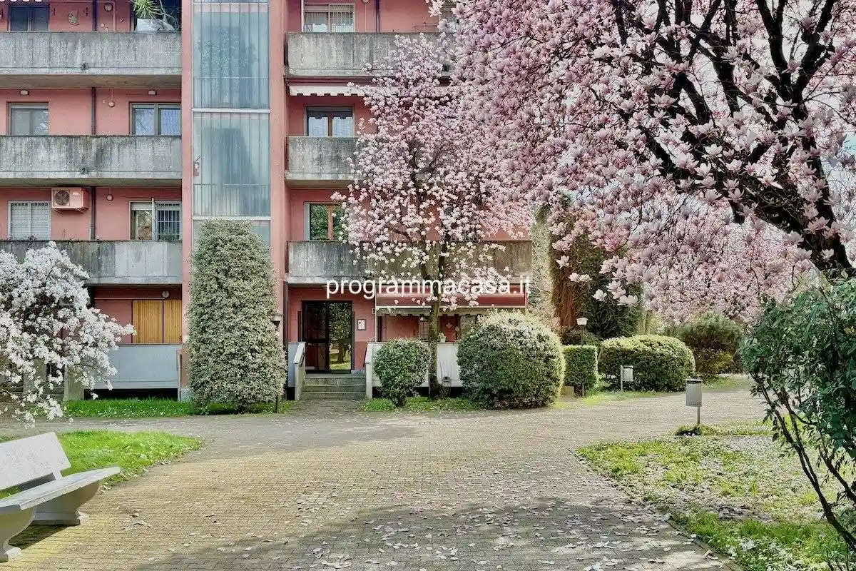 Appartamento in vendita a Segrate