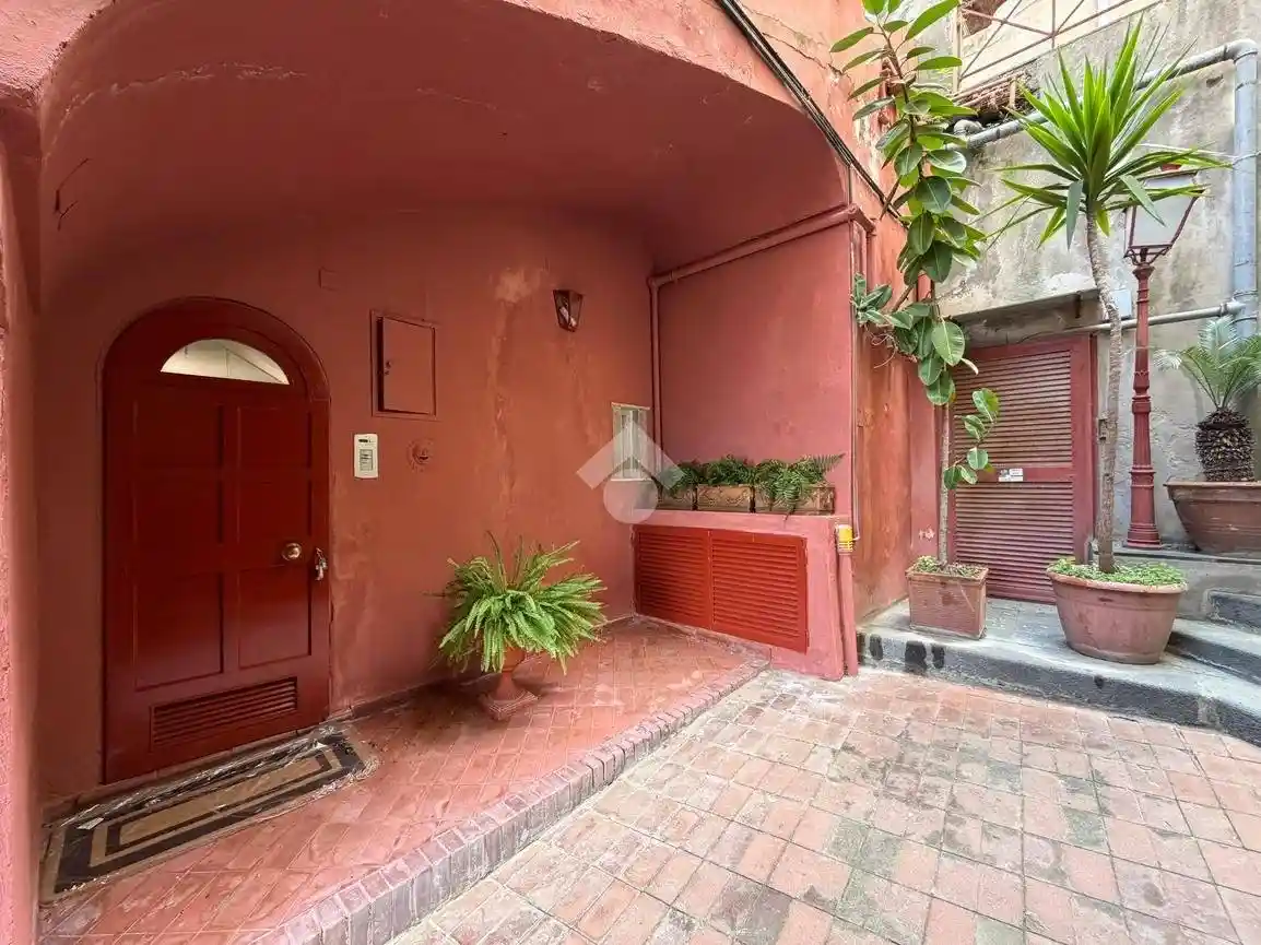 Appartamento in affitto a Napoli