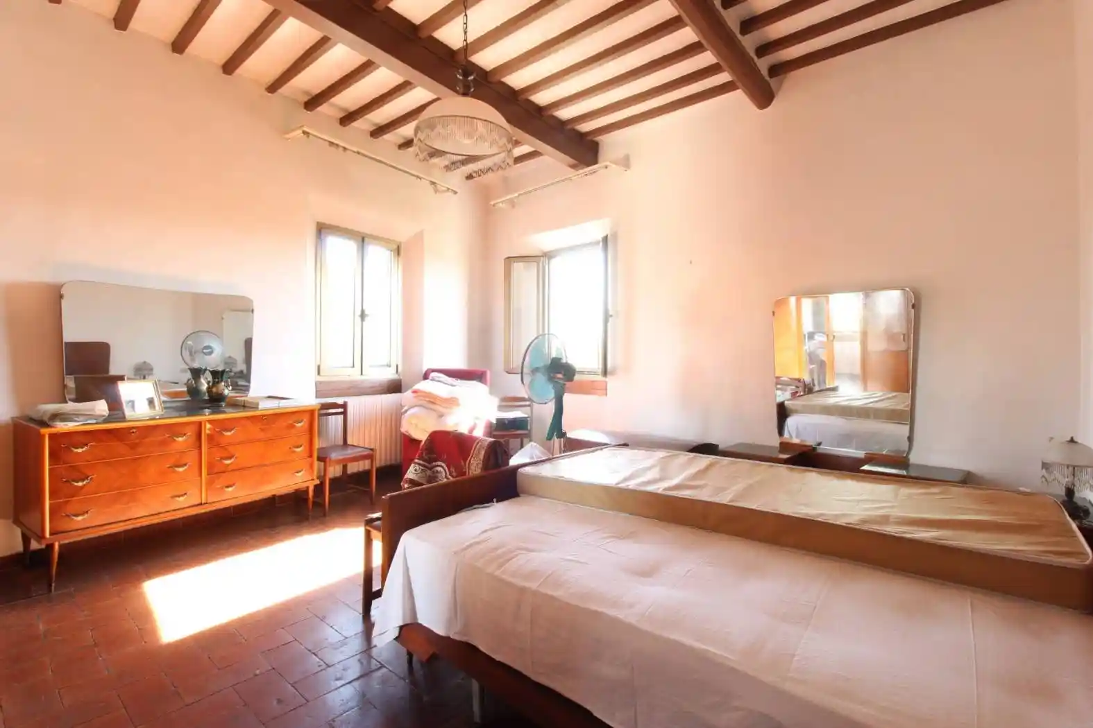 Appartamento in vendita a Capraia e Limite