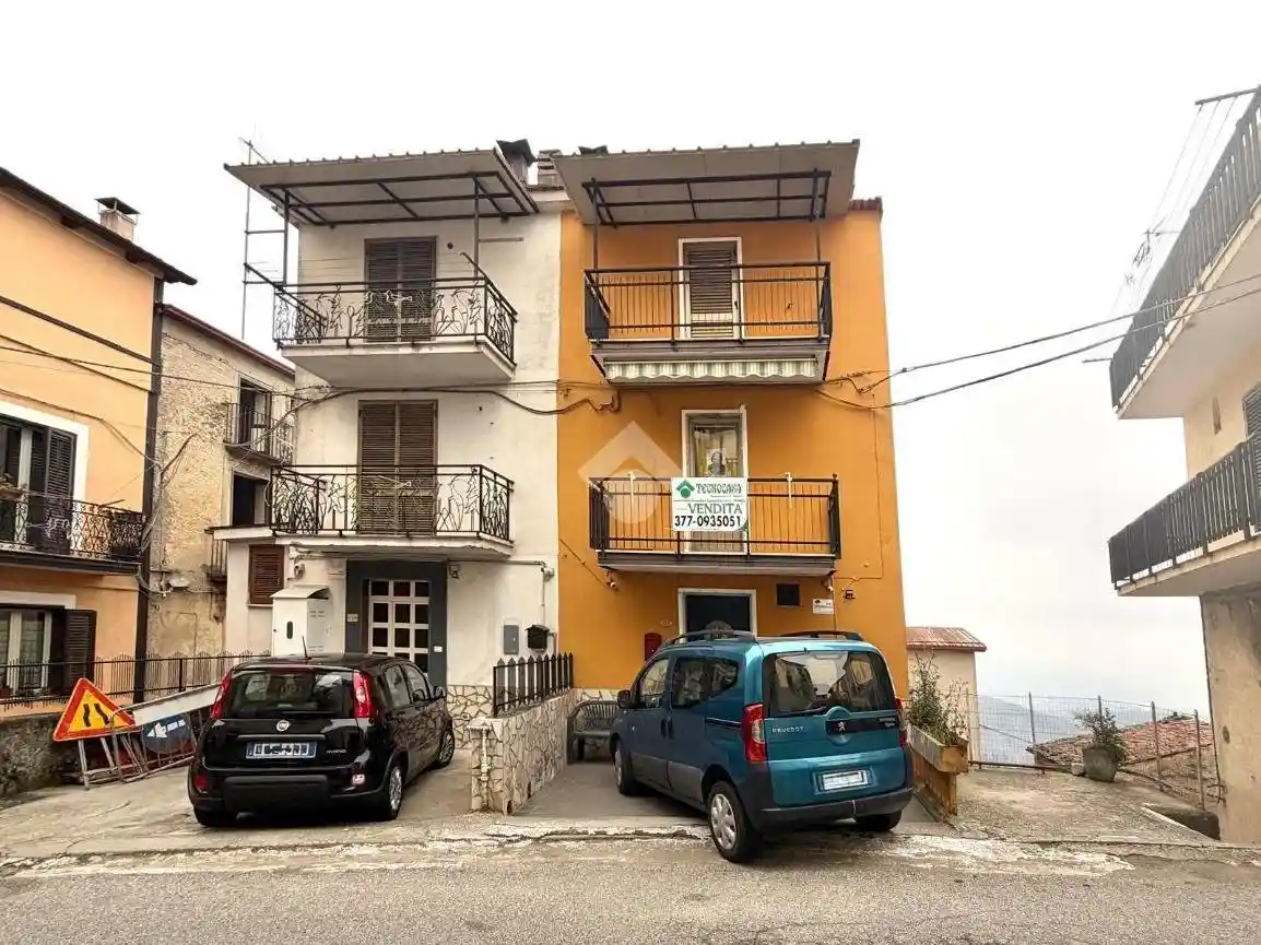 Appartamento in vendita a Spezzano della Sila