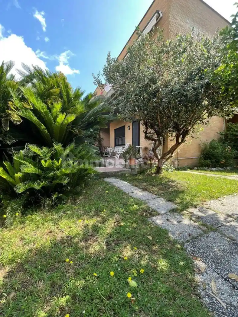 Appartamento in affitto a Terracina