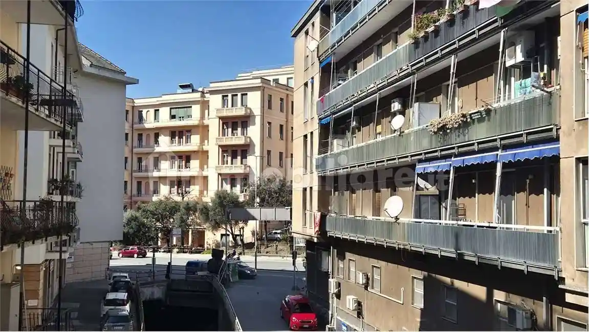 Appartamento in vendita a Genova
