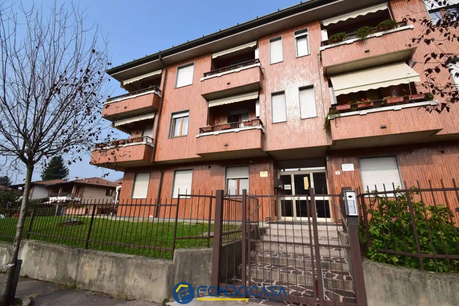 Appartamento in vendita a Capiago Intimiano