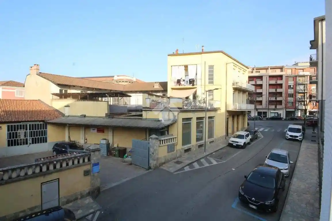 Appartamento in affitto a Alba