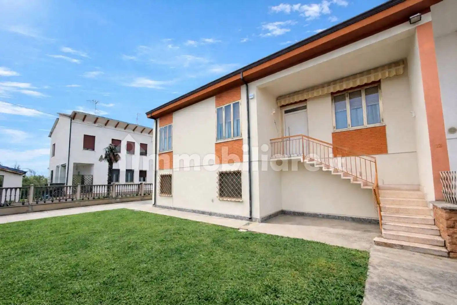 Villa in vendita a Poggio Rusco