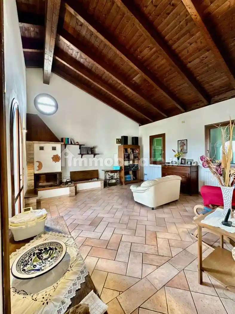 Villa in vendita a Concordia sulla Secchia