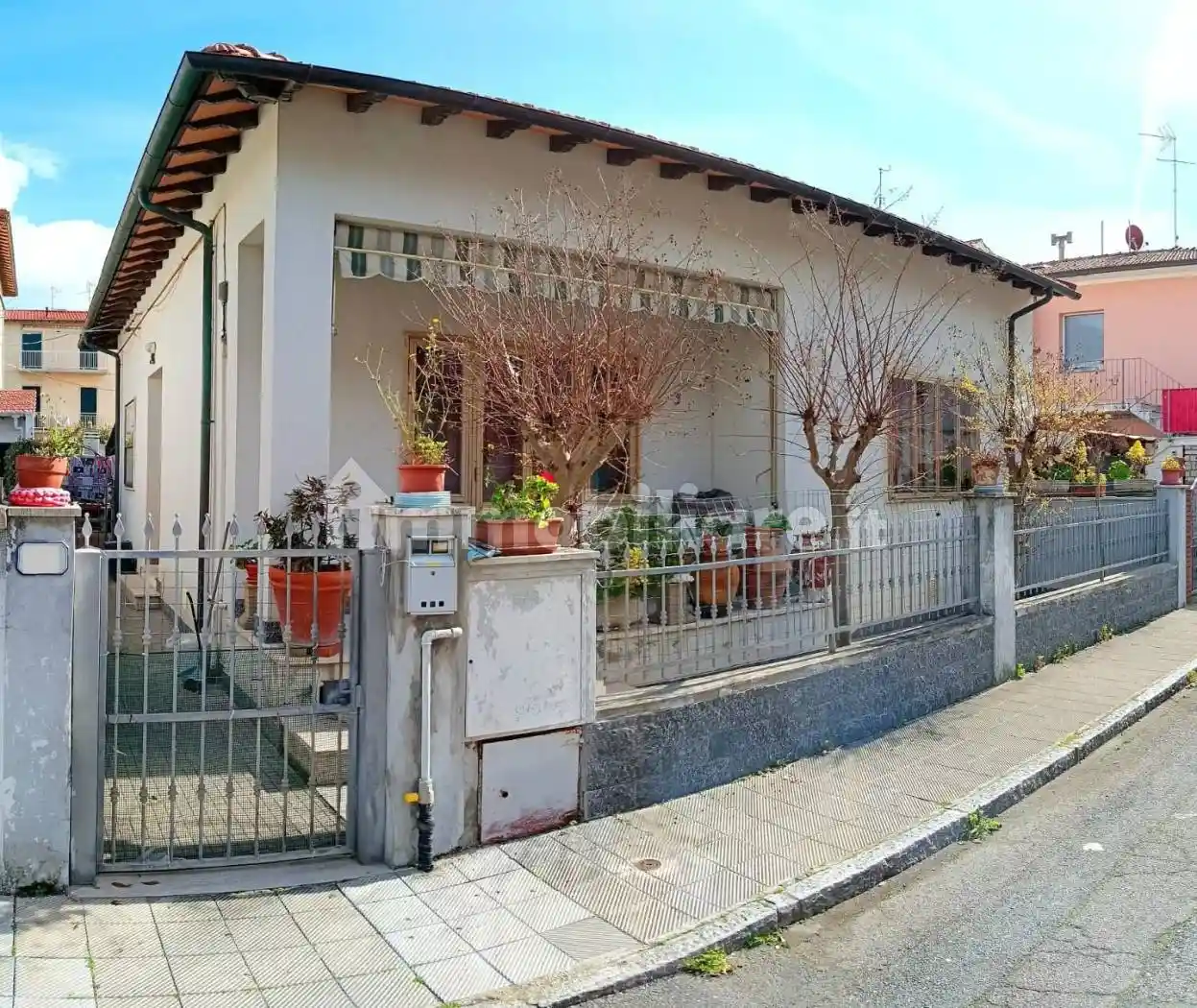 Villa in vendita a Rosignano Marittimo