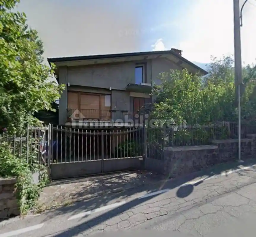 Appartamento in vendita a Breno