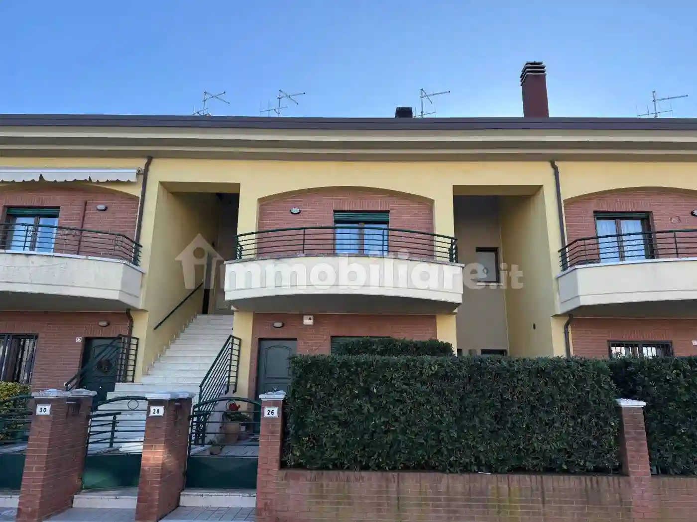 Villetta a schiera - foto 2